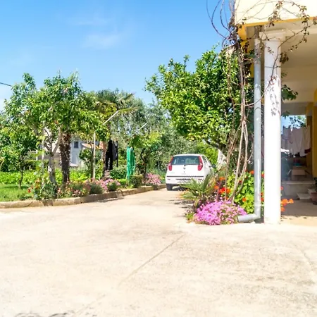 Mediteran - Private Parking Appartement *